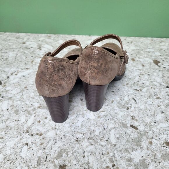 NEW Sofft Irredescent Mary Jane - Size 9 - Picture 4 of 5